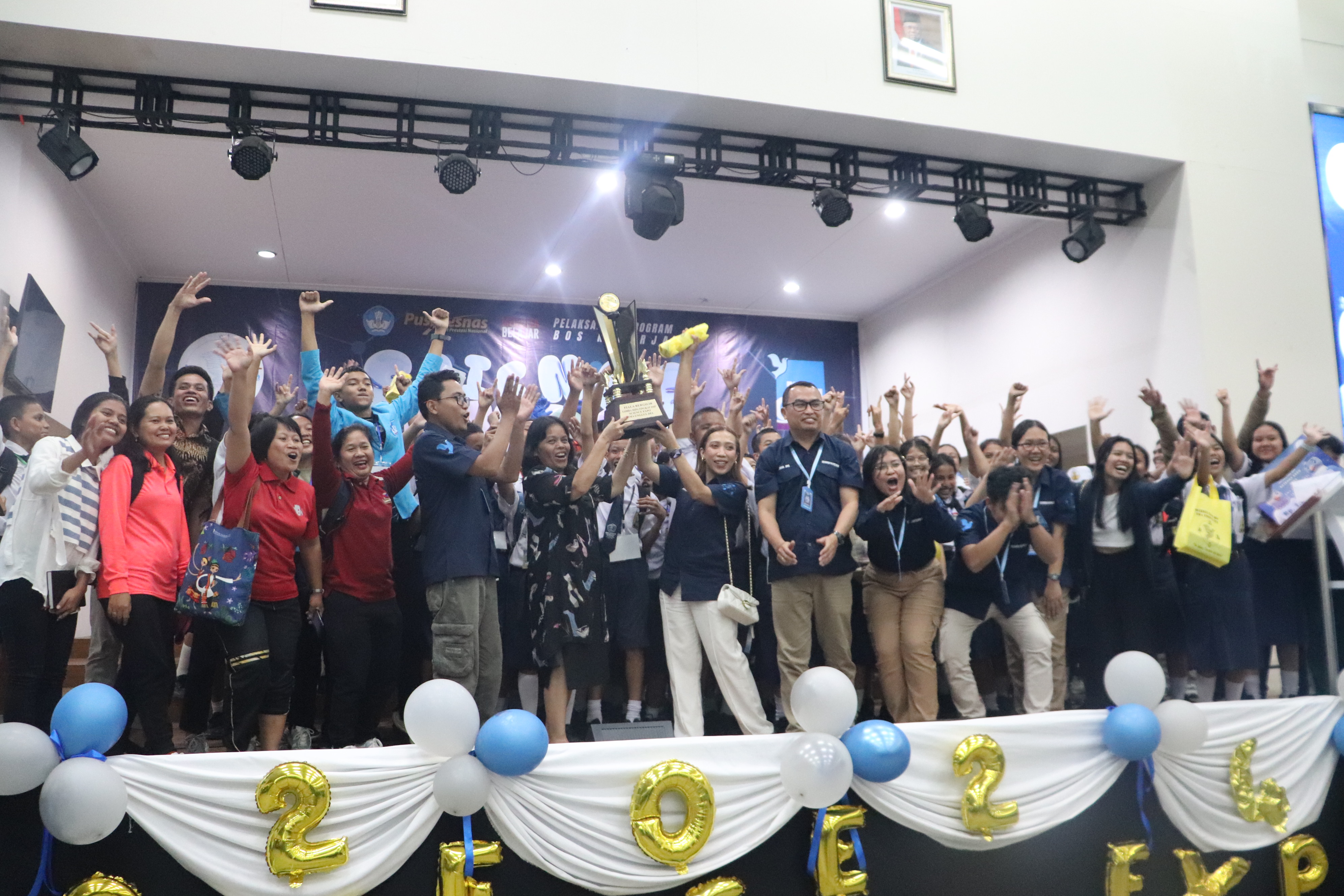 Prestasi & Pengakuan